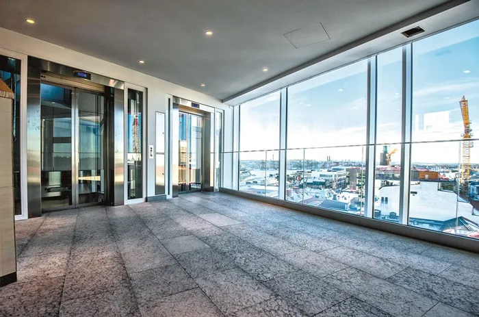 Projeto conta 53 elevadores, 27 escadas rolantes e 15 plataformas elevatórias, o maior contrato feito pela empresa na Suécia.